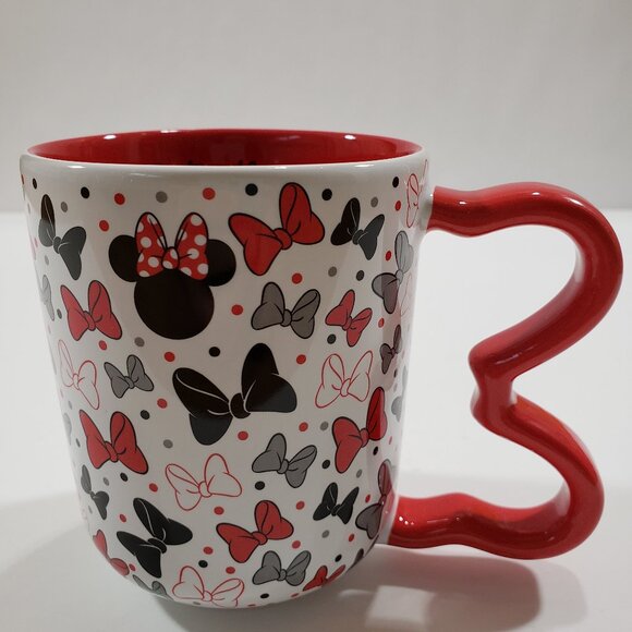 Disney Minnie Mouse Mug "Put a Bow On It" 3D Bow Handle 15 oz - Picture 1 of 13